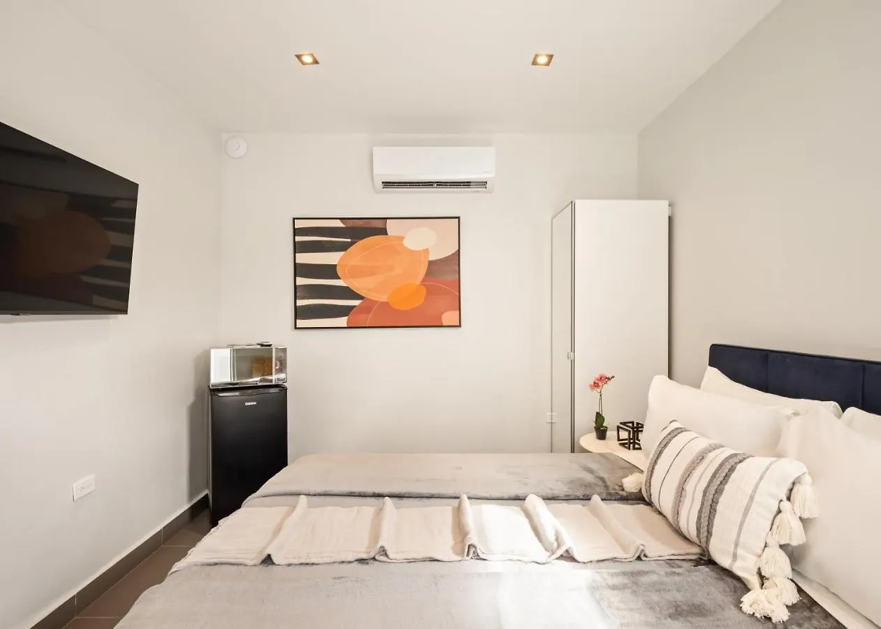 Inn Rosalina Isla Verde San Juan
